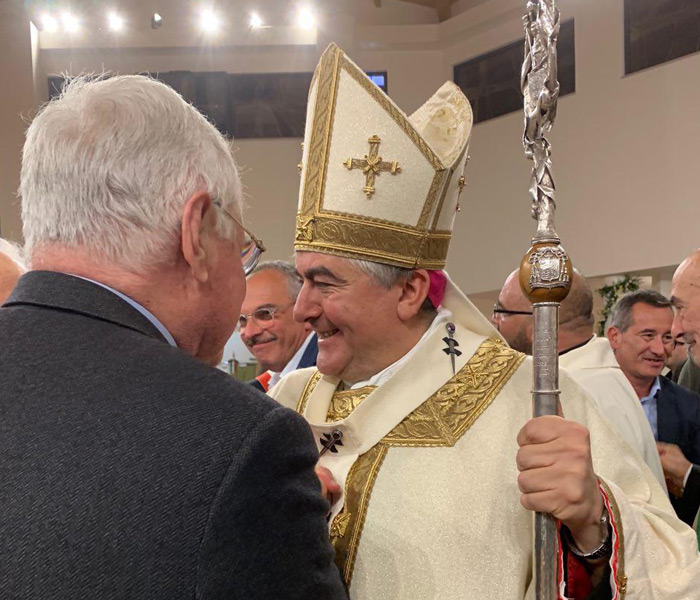 CChurch dedication ceremony - Master Albano Poli with Bishop Michele Seccia